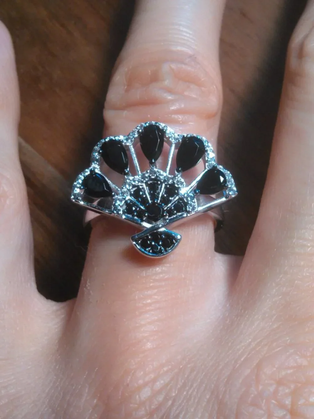 Black Spinel Rhodium over Sterling Silver Fan Ring (Size 7)